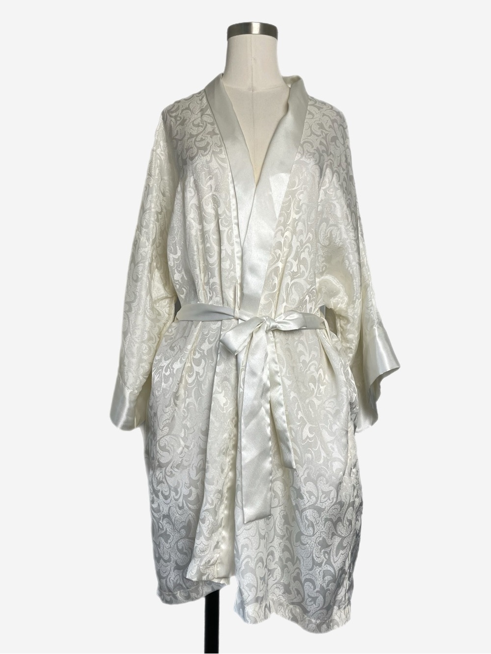 Vintage Y2K Victoria's Secret ivory floral jacquard kimono robe bride romantic M